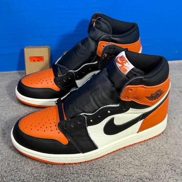 Jordan Other - Jordan 1 high og shattered backboard 
Brand new